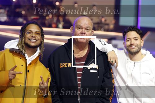 Arnhem 20 oktober 2023
Concert the streamers in het gelredome .
Deelnemers oa Susan en Freek Ronnie Flex Guus Meeuwis Nick Schilder Simon Keizer Diggy Dex Kraantje pappie Roel v Velzen Snelle Danny Vera Flemming Claude Paul de Leeuw Zoe Tauran en Frank Lammers .