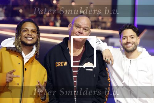 Arnhem 20 oktober 2023
Concert the streamers in het gelredome .
Deelnemers oa Susan en Freek Ronnie Flex Guus Meeuwis Nick Schilder Simon Keizer Diggy Dex Kraantje pappie Roel v Velzen Snelle Danny Vera Flemming Claude Paul de Leeuw Zoe Tauran en Frank Lammers .