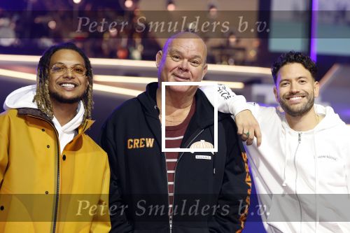 Arnhem 20 oktober 2023
Concert the streamers in het gelredome .
Deelnemers oa Susan en Freek Ronnie Flex Guus Meeuwis Nick Schilder Simon Keizer Diggy Dex Kraantje pappie Roel v Velzen Snelle Danny Vera Flemming Claude Paul de Leeuw Zoe Tauran en Frank Lammers .