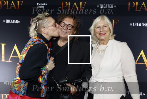 Amsterdam 13 oktober 2023
Premiere Piaf in het DeLamar theater.
Roy Beusker met vrouw en schoonmoeder