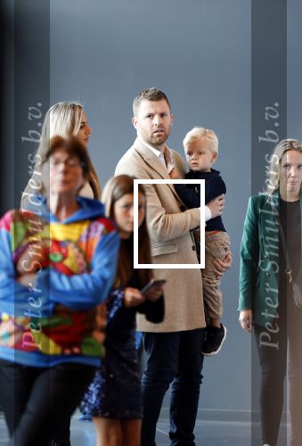 Amsterdam 30 september 2023
Premiere de Grote sinterklaasfilm in Pathe Noord.
Royce de Vries met zijn vrouw