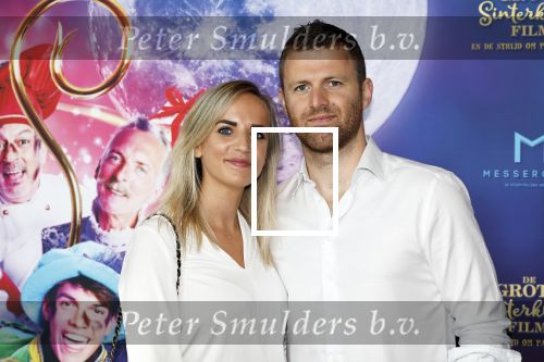 Amsterdam 30 september 2023
Premiere de Grote sinterklaasfilm in Pathe Noord.
Royce de Vries met zijn vrouw
