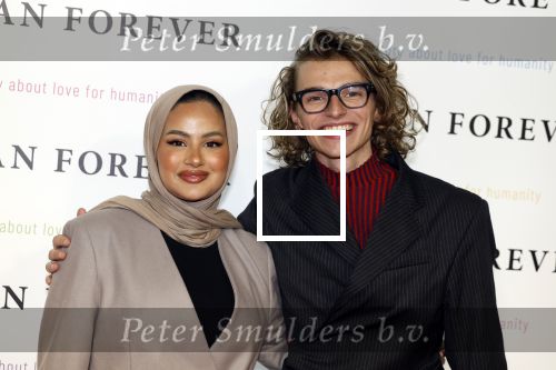 Amsterdam 9 oktober 2023
Premiere Human Forever door oa Teun Toebes in Tuschinski.Ruba Zai
