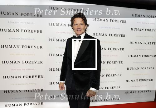 Amsterdam 9 oktober 2023
Premiere Human Forever door oa Teun Toebes in Tuschinski. Sander Janson