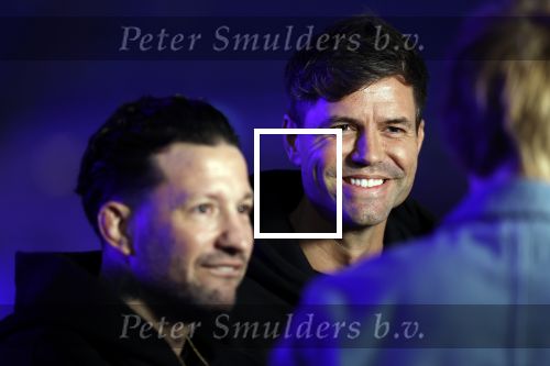 Arnhem 20 oktober 2023
Concert the streamers in het gelredome .
Deelnemers oa Susan en Freek Ronnie Flex Guus Meeuwis Nick Schilder Simon Keizer Diggy Dex Kraantje pappie Roel v Velzen Snelle Danny Vera Flemming Claude Paul de Leeuw Zoe Tauran en Frank Lammers .