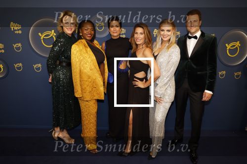 Amsterdam 12 oktober 2023
Televizierring 2023 in Carre .
Simone Weimans  Iris Larissa de Graaf Annechien Steenhuizen Mark Visser Malou Petter en Afke Boven
