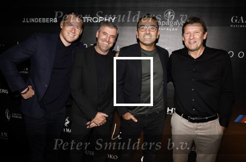 Amsterdam 30 oktober 2023
Life after Football gala LAF in grand Hotel Krasnapolsky. tamer Gonen met vrienden waaronder Steve Schumann