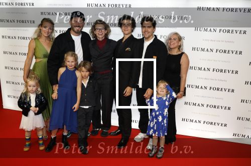 Amsterdam 9 oktober 2023
Premiere Human Forever door oa Teun Toebes in Tuschinski. Teun Toebes en Jonathan de Jong
