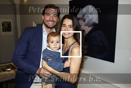 Amsterdam 29 oktober 2023
Opening expositie Davide Heijmans . Haar man Thierry Baudet en haar zoontje waren ook aanwezig .