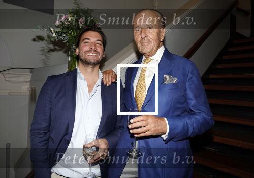 Amsterdam 29 oktober 2023
Opening expositie Davide Heijmans . Haar man Thierry Baudet en haar zoontje waren ook aanwezig .
Thierry Baudet en Theo Hiddema