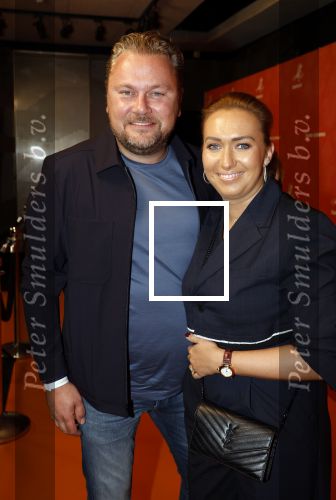 Tilburg 2 oktober 2023
Buma Prijzen in 013 in Tilburg . Wesly Bronkhorst kwam met zijn vriendin Raquel