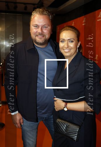 Tilburg 2 oktober 2023
Buma Prijzen in 013 in Tilburg . Wesly Bronkhorst kwam met zijn vriendin Raquel