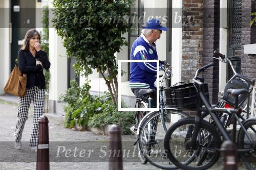 Amsterdam 6 oktober 2023
Youp v t Hek en Debbie Petter op straat in het centrum van Amsterdam.
