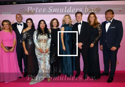Amsterdam 22 oktober 2024
Premiere Gooische vrouwen in het DeLaMar theater. Allard Ruyl met partner Marcel Beerthuizen en partner Ellen v d Berghe met partner
