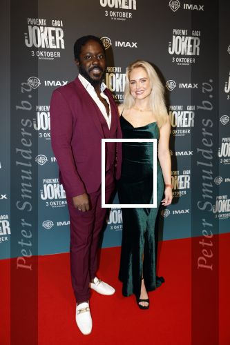 Amsterdam 1 oktober 2024
Premiere the Joker in pathe Arena. Andre Dongelmans met een vriendin