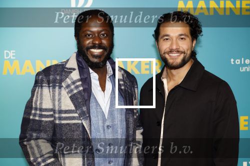 Amsterdam 14 oktober 2024
Premiere de Mannenmaker in Tuschinski met in de hoofdrollen oa Katja Schuurman Eva v d Wijdeven Leo Alkemade Georgina Verbaan Melissas Drost Huub Smit Yasmin Karssing en Rene Watzema . Andre Dongelmans en Alkan Coklu