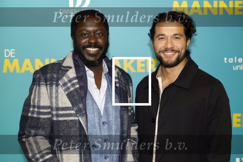 Amsterdam 14 oktober 2024
Premiere de Mannenmaker in Tuschinski met in de hoofdrollen oa Katja Schuurman Eva v d Wijdeven Leo Alkemade Georgina Verbaan Melissas Drost Huub Smit Yasmin Karssing en Rene Watzema . Andre Dongelmans en Alkan Coklu