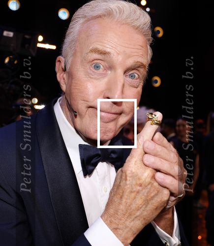 Amsterdam 17 oktober 2024
Het televizierring gala 2024  in carre . Andre v Duin won een Oeuvre ring . Hij kwam samen met vriend Fernando en Janny v d Heijden en haar hondje Nhaan