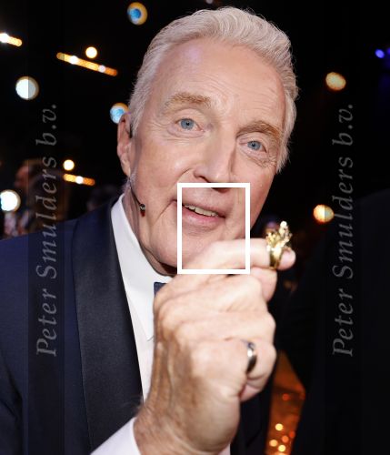 Amsterdam 17 oktober 2024
Het televizierring gala 2024  in carre . Andre v Duin won een Oeuvre ring . Hij kwam samen met vriend Fernando en Janny v d Heijden en haar hondje Nhaan