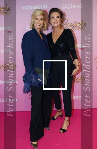 Amsterdam 22 oktober 2024
Premiere Gooische vrouwen in het DeLaMar theater. Anouk Smulders en Marike Hylkema