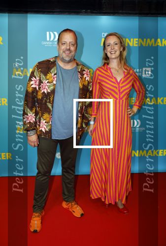 Amsterdam 14 oktober 2024
Premiere de Mannenmaker in Tuschinski met in de hoofdrollen oa Katja Schuurman Eva v d Wijdeven Leo Alkemade Georgina Verbaan Melissas Drost Huub Smit Yasmin Karssing en Rene Watzema . Arjan Kleton kwam met Femke Vernij