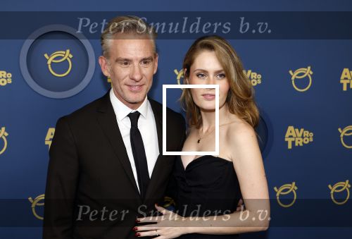 Amsterdam 17 oktober 2024
Het televizierring gala 2024  in carre . Art Rooijakkers met zijn vrouw
