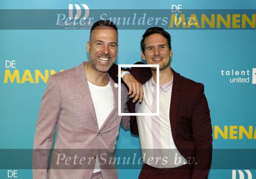 Amsterdam 14 oktober 2024
Premiere de Mannenmaker in Tuschinski met in de hoofdrollen oa Katja Schuurman Eva v d Wijdeven Leo Alkemade Georgina Verbaan Melissas Drost Huub Smit Yasmin Karssing en Rene Watzema . Barry Paf en Jelle Klerx