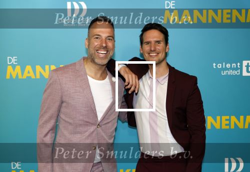 Amsterdam 14 oktober 2024
Premiere de Mannenmaker in Tuschinski met in de hoofdrollen oa Katja Schuurman Eva v d Wijdeven Leo Alkemade Georgina Verbaan Melissas Drost Huub Smit Yasmin Karssing en Rene Watzema . Barry Paf en Jelle Klerx