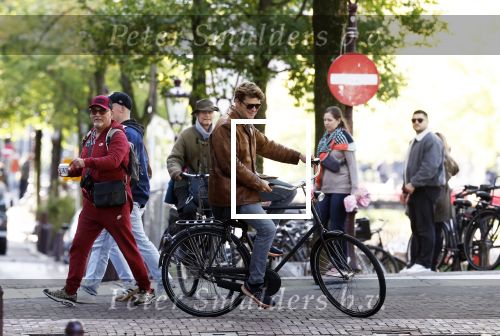 Amsterdam 3 oktober 2024
Beau v Erven Dorens op de fiets in het centrum van Amsterdam.
