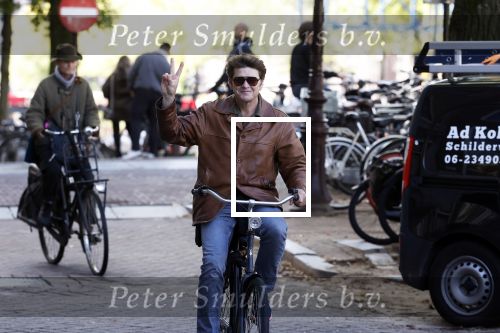 Amsterdam 3 oktober 2024
Beau v Erven Dorens op de fiets in het centrum van Amsterdam.