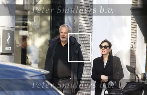 Amsterdam 14 oktober 2024
Bert Kuizenga met vrouw op de pc hooftstraat.