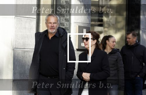 Amsterdam 14 oktober 2024
Bert Kuizenga met vrouw op de pc hooftstraat.