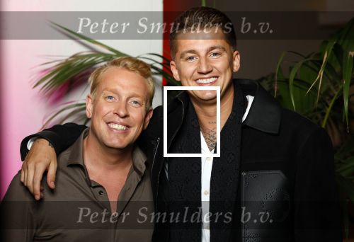 Rotterdam 18 oktober 2024
Frans Bauer treedt voor de 52e keer in ahoy op . Hij tradt oa samen op met zijn zoons Christiaan Frans jr en Jan . Ook Mariska Bauer trad op met Patty Brard . Verder aanwezig Lee Towers Billy Dans Django Wagner Chantal janzen Amar  en Sieneke. Ook de moeder van Frans en moeder van mariska waren aanwezig en zaten op de eerste rij . Billy dans en Mart Hoogkamer