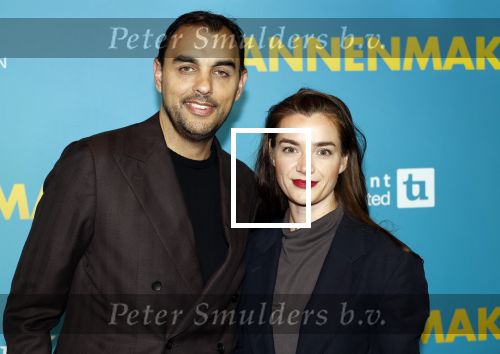Amsterdam 14 oktober 2024
Premiere de Mannenmaker in Tuschinski met in de hoofdrollen oa Katja Schuurman Eva v d Wijdeven Leo Alkemade Georgina Verbaan Melissas Drost Huub Smit Yasmin Karssing en Rene Watzema . Bobby Boermans met vriendin
