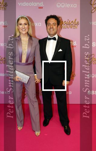 Amsterdam 22 oktober 2024
Premiere Gooische vrouwen in het DeLaMar theater. Britt Dekker met haar man
