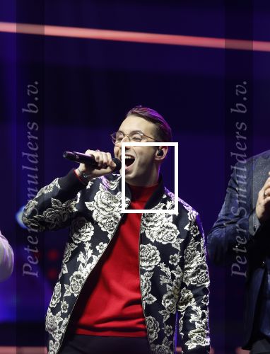 Rotterdam 18 oktober 2024
Frans Bauer treedt voor de 52e keer in ahoy op . Hij tradt oa samen op met zijn zoons Christiaan Frans jr en Jan . Ook Mariska Bauer trad op met Patty Brard . Verder aanwezig Lee Towers Billy Dans Django Wagner Chantal janzen Amar  en Sieneke. Ook de moeder van Frans en moeder van mariska waren aanwezig en zaten op de eerste rij .
