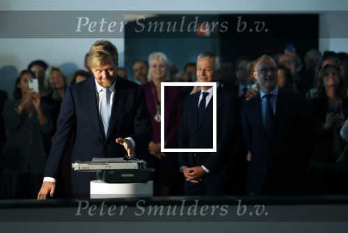 Amsterdam 10 oktober 2024
Koning Willem Alexander opent het HQ van DPG Media / Mediavaert . Aanwezig namend de GPD Christian v Thillo ( Executive Chairman van DPG Media ) en Erik Roddenhof (CEO DPG Media ).