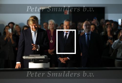Amsterdam 10 oktober 2024
Koning Willem Alexander opent het HQ van DPG Media / Mediavaert . Aanwezig namend de GPD Christian v Thillo ( Executive Chairman van DPG Media ) en Erik Roddenhof (CEO DPG Media ).