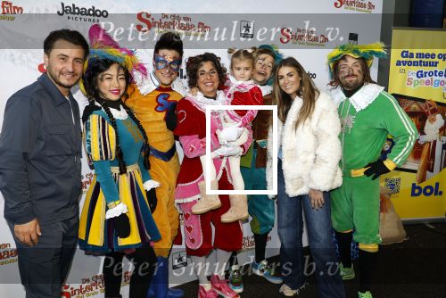 Utrecht 13 oktober 2024
Premiere de club van sinterklaas in Utrecht. Danny Froger met vriendin en dochtertje
