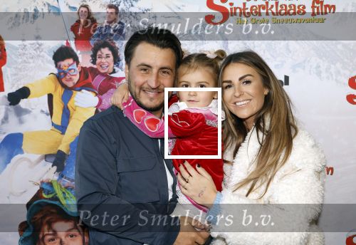 Utrecht 13 oktober 2024
Premiere de club van sinterklaas in Utrecht. Danny Froger met vriendin en dochtertje