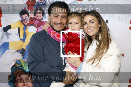 Utrecht 13 oktober 2024
Premiere de club van sinterklaas in Utrecht. Danny Froger met vriendin en dochtertje