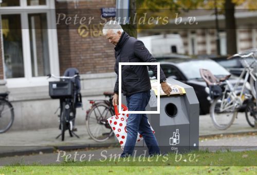 Amsterdam 12 oktober 2024
Derk Bolt doet boodschappen in Amsterdam zuid.