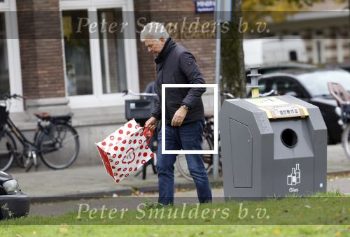Amsterdam 12 oktober 2024
Derk Bolt doet boodschappen in Amsterdam zuid.