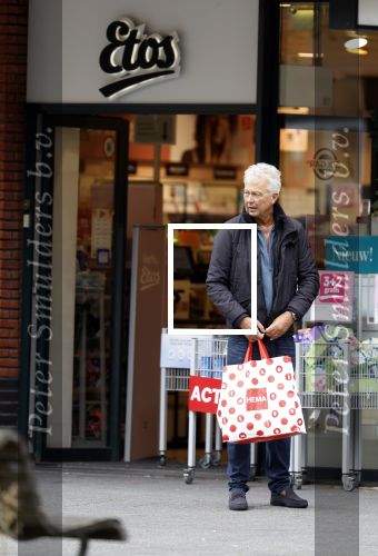 Amsterdam 12 oktober 2024
Derk Bolt doet boodschappen in Amsterdam zuid.
