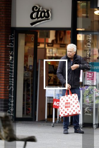 Amsterdam 12 oktober 2024
Derk Bolt doet boodschappen in Amsterdam zuid.