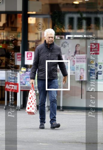 Amsterdam 12 oktober 2024
Derk Bolt doet boodschappen in Amsterdam zuid.