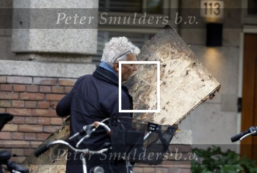 Amsterdam 12 oktober 2024
Derk Bolt doet boodschappen in Amsterdam zuid.