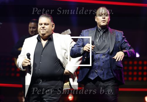 Rotterdam 18 oktober 2024
Frans Bauer treedt voor de 52e keer in ahoy op . Hij tradt oa samen op met zijn zoons Christiaan Frans jr en Jan . Ook Mariska Bauer trad op met Patty Brard . Verder aanwezig Lee Towers Billy Dans Django Wagner Chantal janzen Amar  en Sieneke. Ook de moeder van Frans en moeder van mariska waren aanwezig en zaten op de eerste rij .
