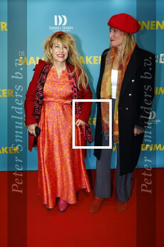 Amsterdam 14 oktober 2024
Premiere de Mannenmaker in Tuschinski met in de hoofdrollen oa Katja Schuurman Eva v d Wijdeven Leo Alkemade Georgina Verbaan Melissas Drost Huub Smit Yasmin Karssing en Rene Watzema . Ellen ten Damme