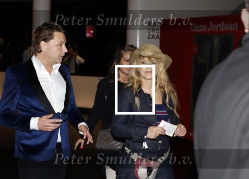 Amsterdam 21 oktober 2024
Premiere in de Jordaan in het deLamar theater. Ellen ten Damme met vriend Ringo Maurer . Ringo is 30 jaar jonger.